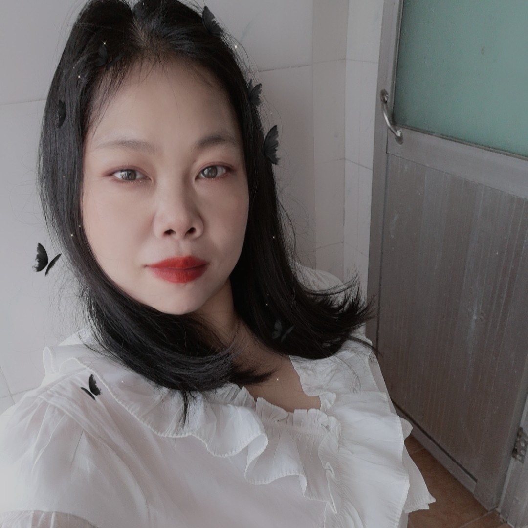甜甜爱恋白开水的照片