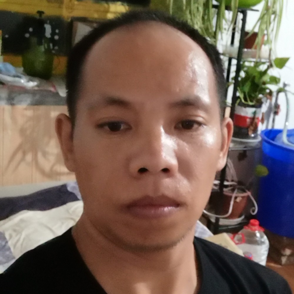 深情给摩托的照片