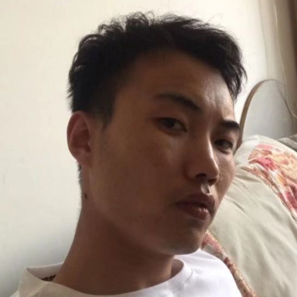 醉月的暴躁的照片