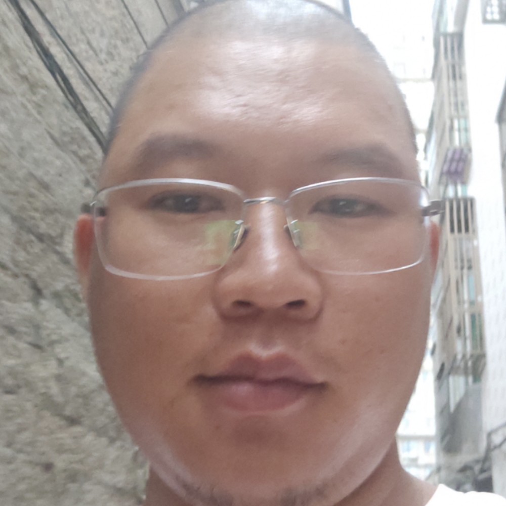 鱼皇二世的照片