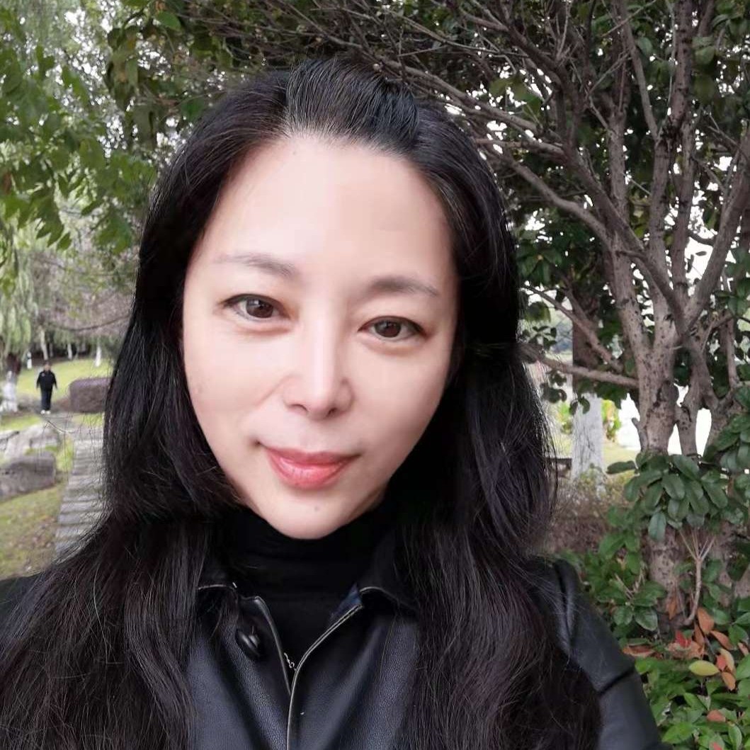 荔枝与现代的照片