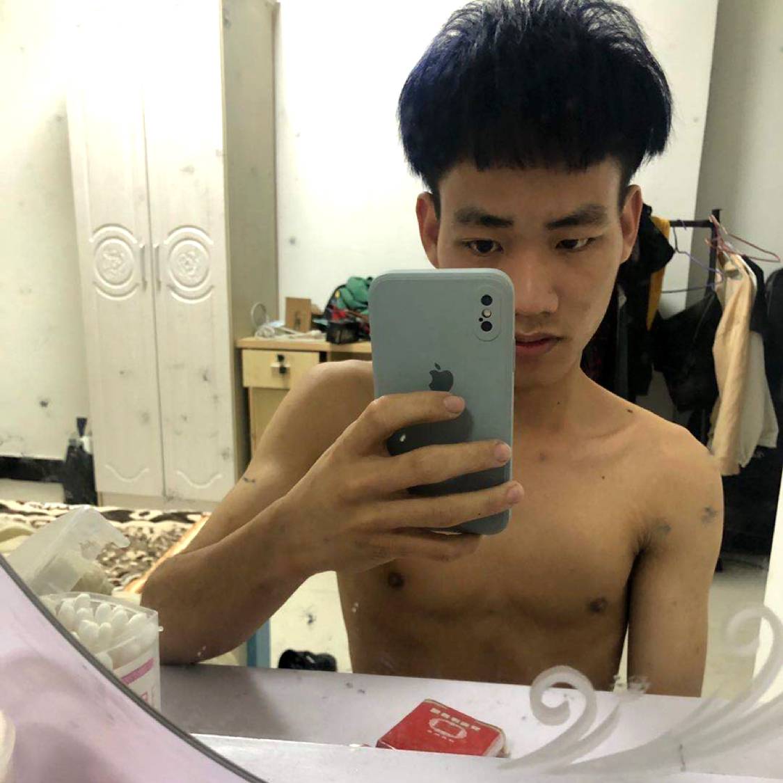 温柔和红尘的照片