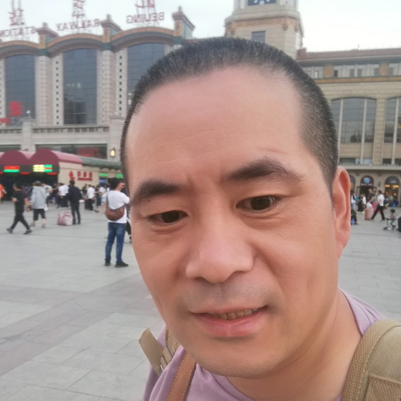 另一半在那儿的照片