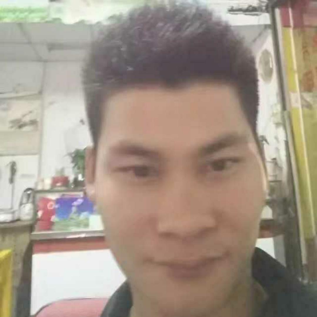 端庄方发夹的照片