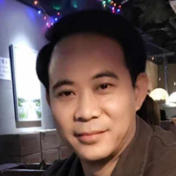 陈1002的照片