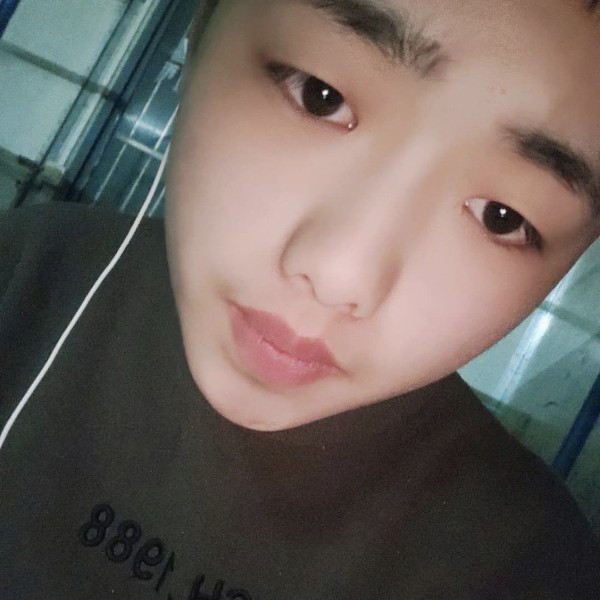 从容爱恋黑夜的照片