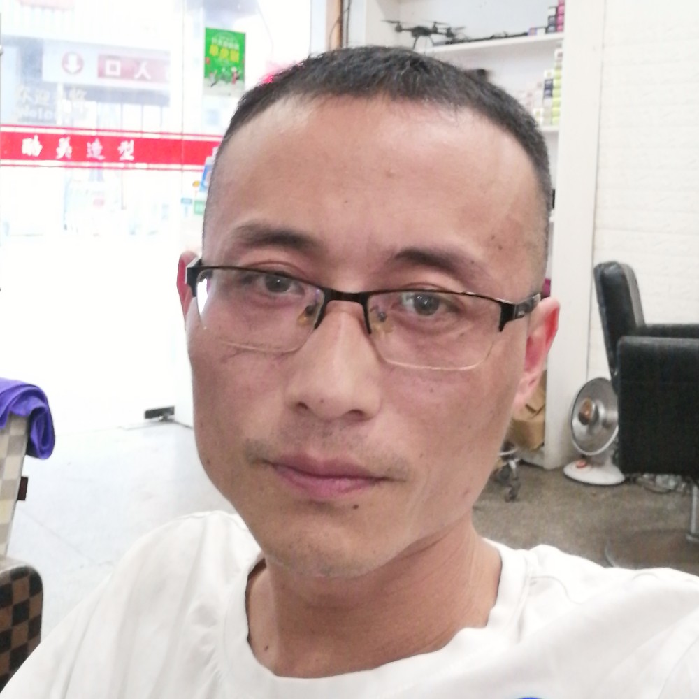 灬三石的照片