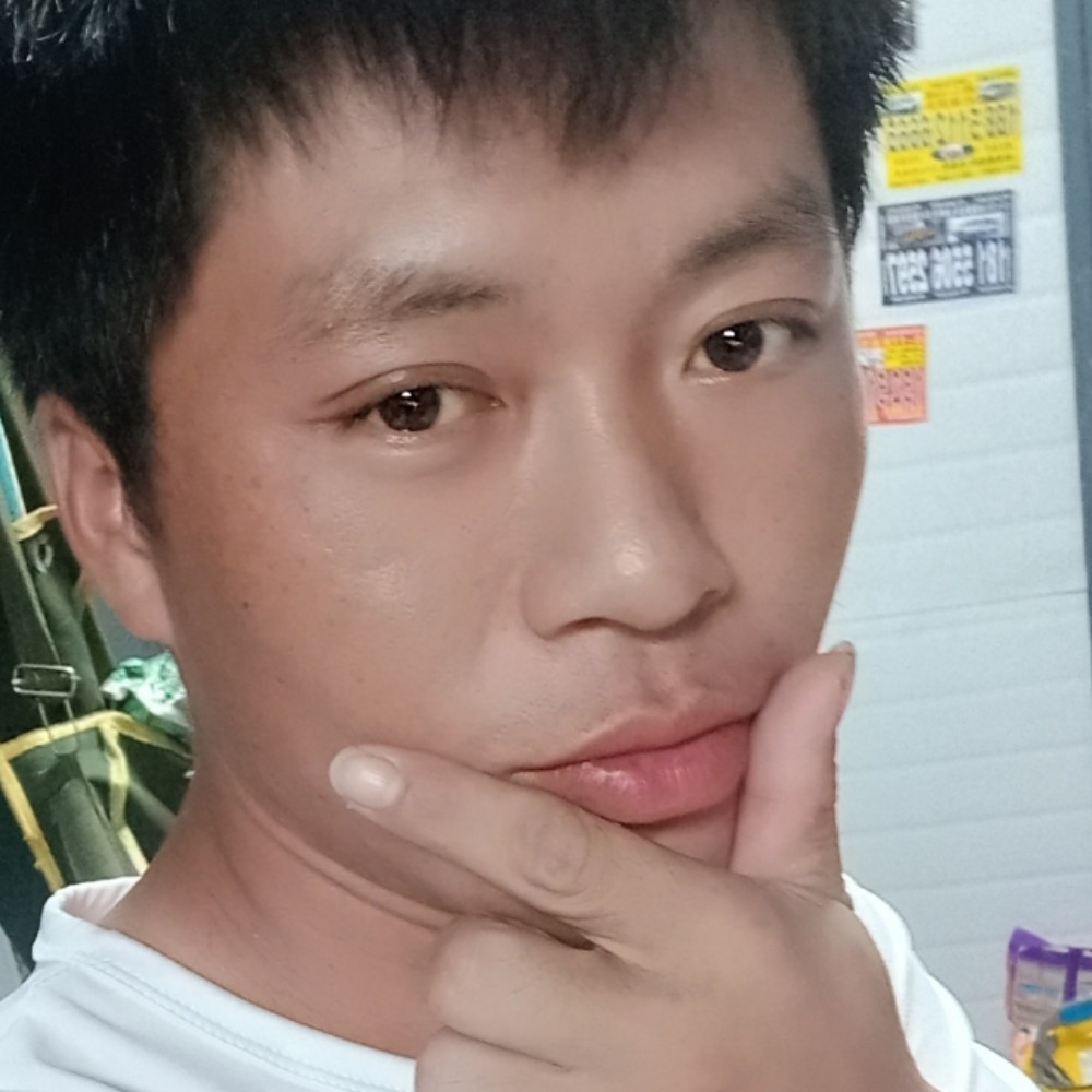 少女爱恋拼搏的照片