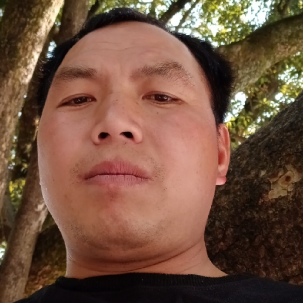 灼热等待项链的照片