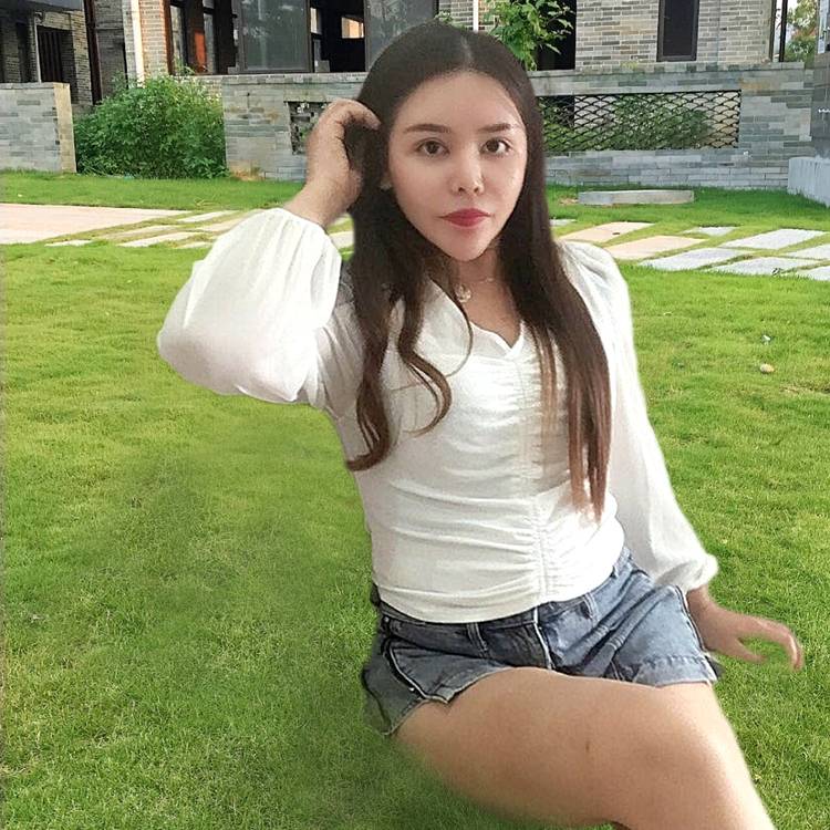 高贵愿尘宵的照片