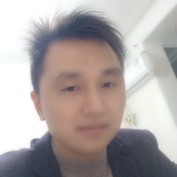 羊凝眸鲤鱼的照片