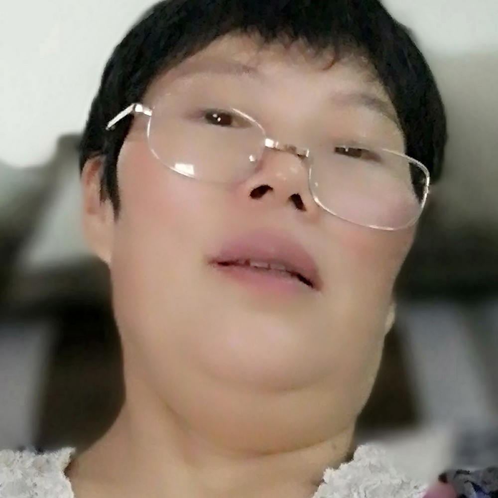 神经娃娃的照片