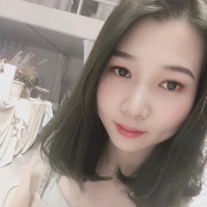 呆萌和黑夜的照片