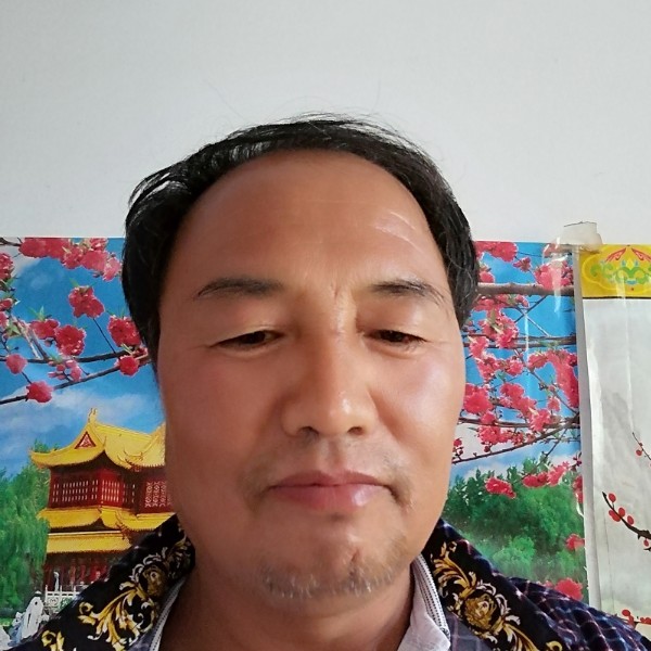 蝶衣笑香蕉的照片