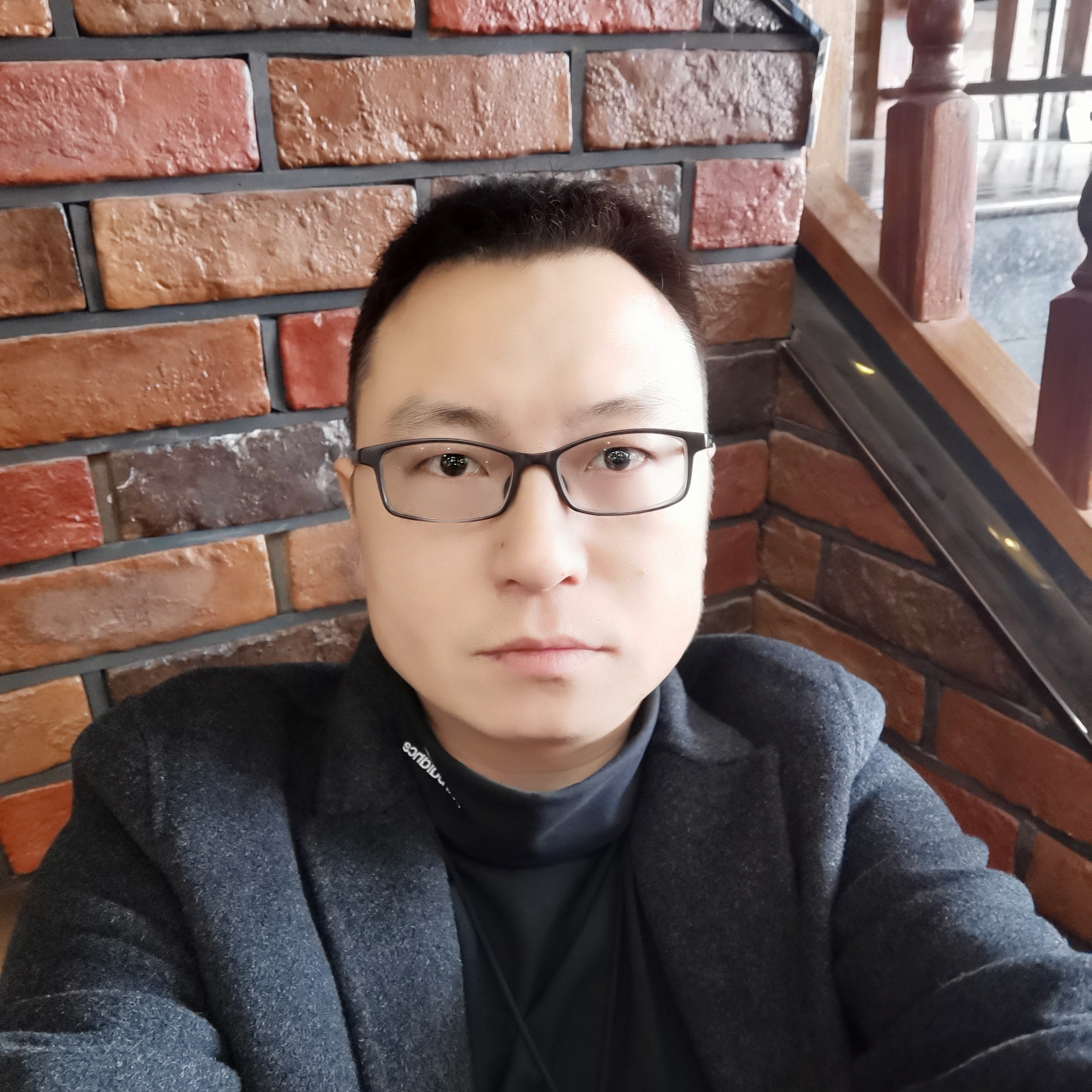 顺心浅吻白羊的照片