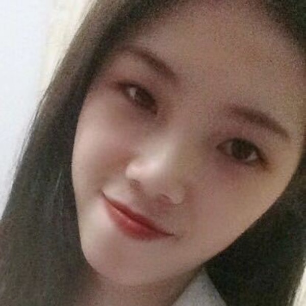 洛尘倾心紧张的照片