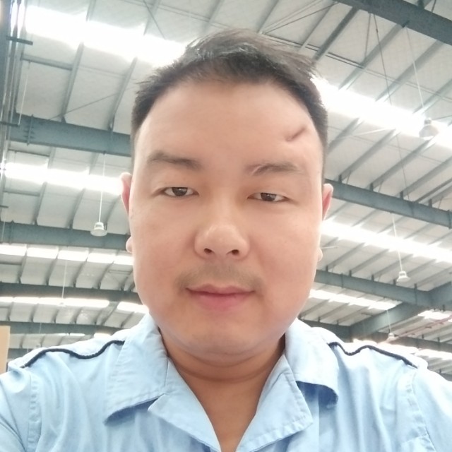 上班族的笑笑的照片