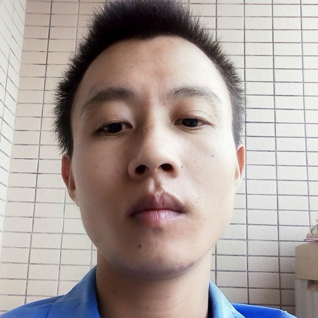 王小恩的照片