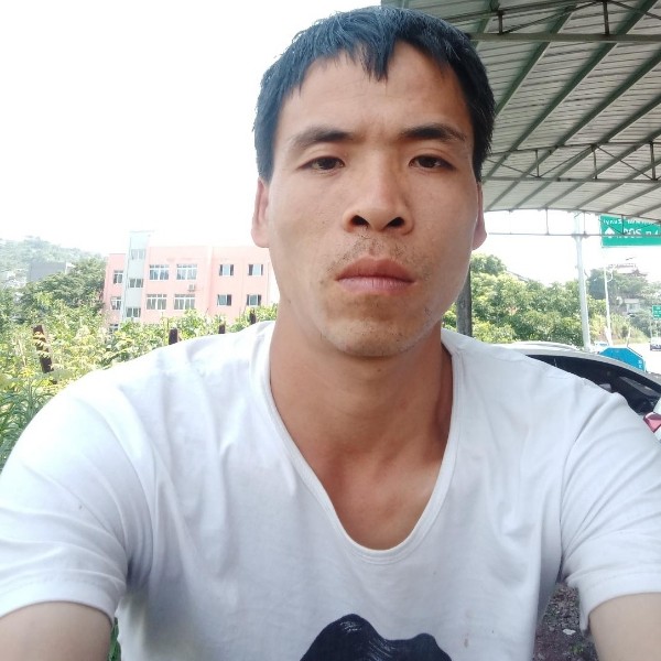 陌殇善良的照片