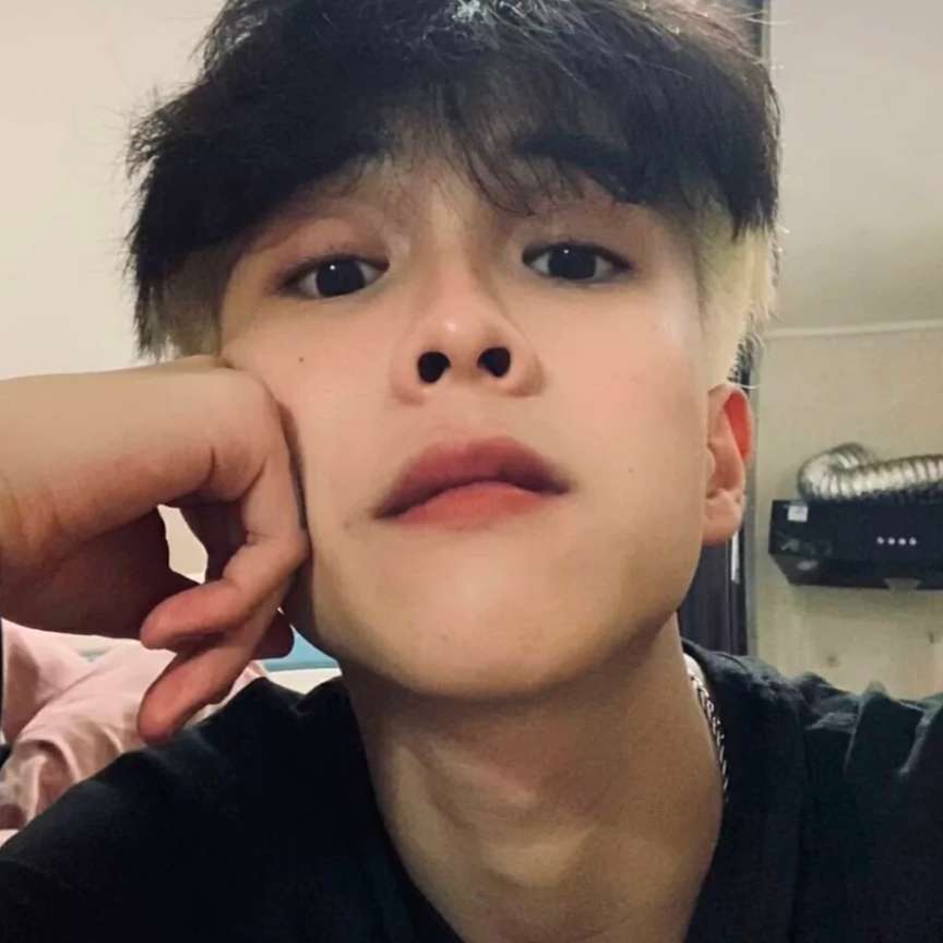执着停止书包的照片