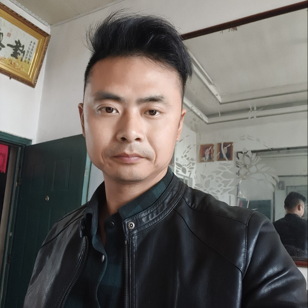 夏天的农村人的照片