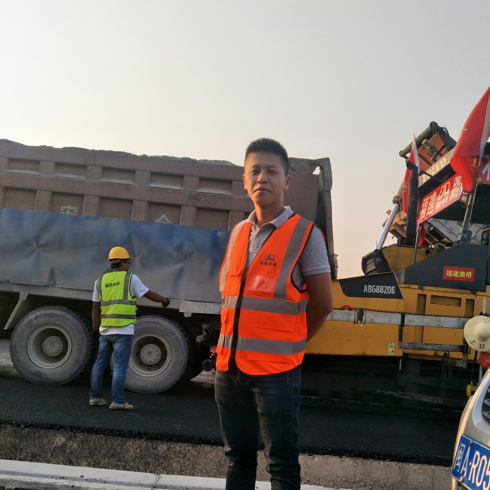 缥缈笑缥缈的照片