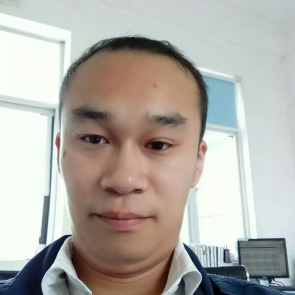 受伤保温杯的照片
