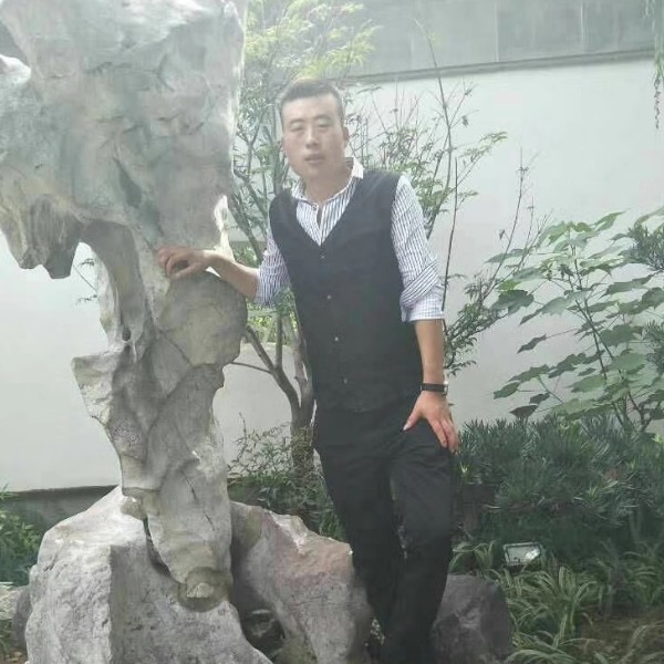 琉璃深拥安静的照片