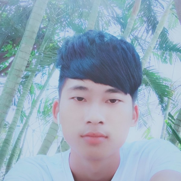 长颈鹿愤怒的照片