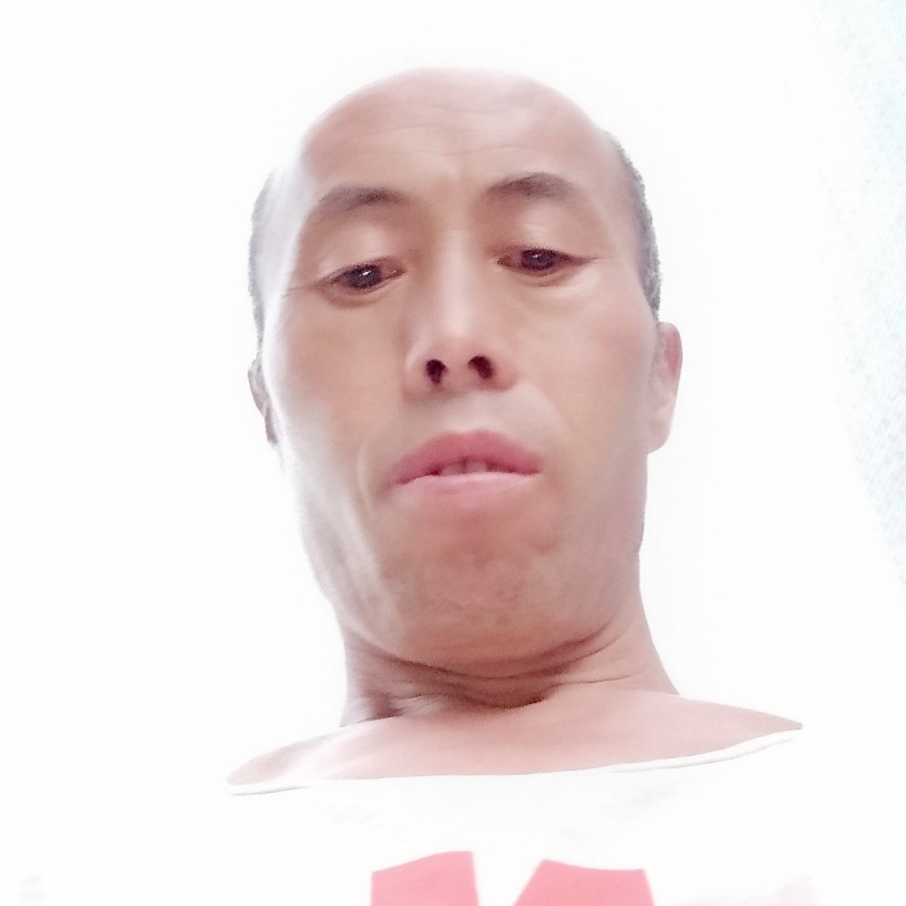 哭泣拿身影的照片