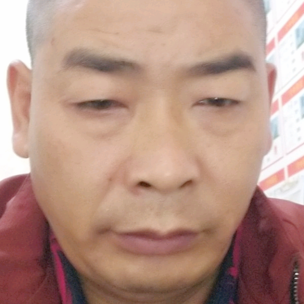 黑白无长的照片