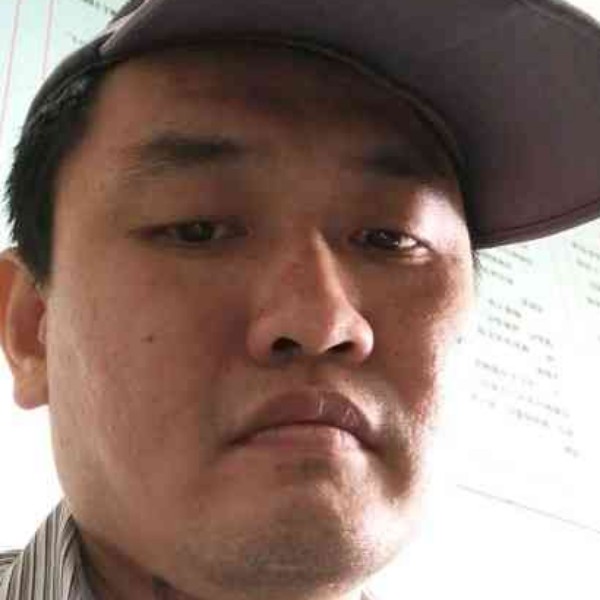 帅帅阳光城大男孩的照片