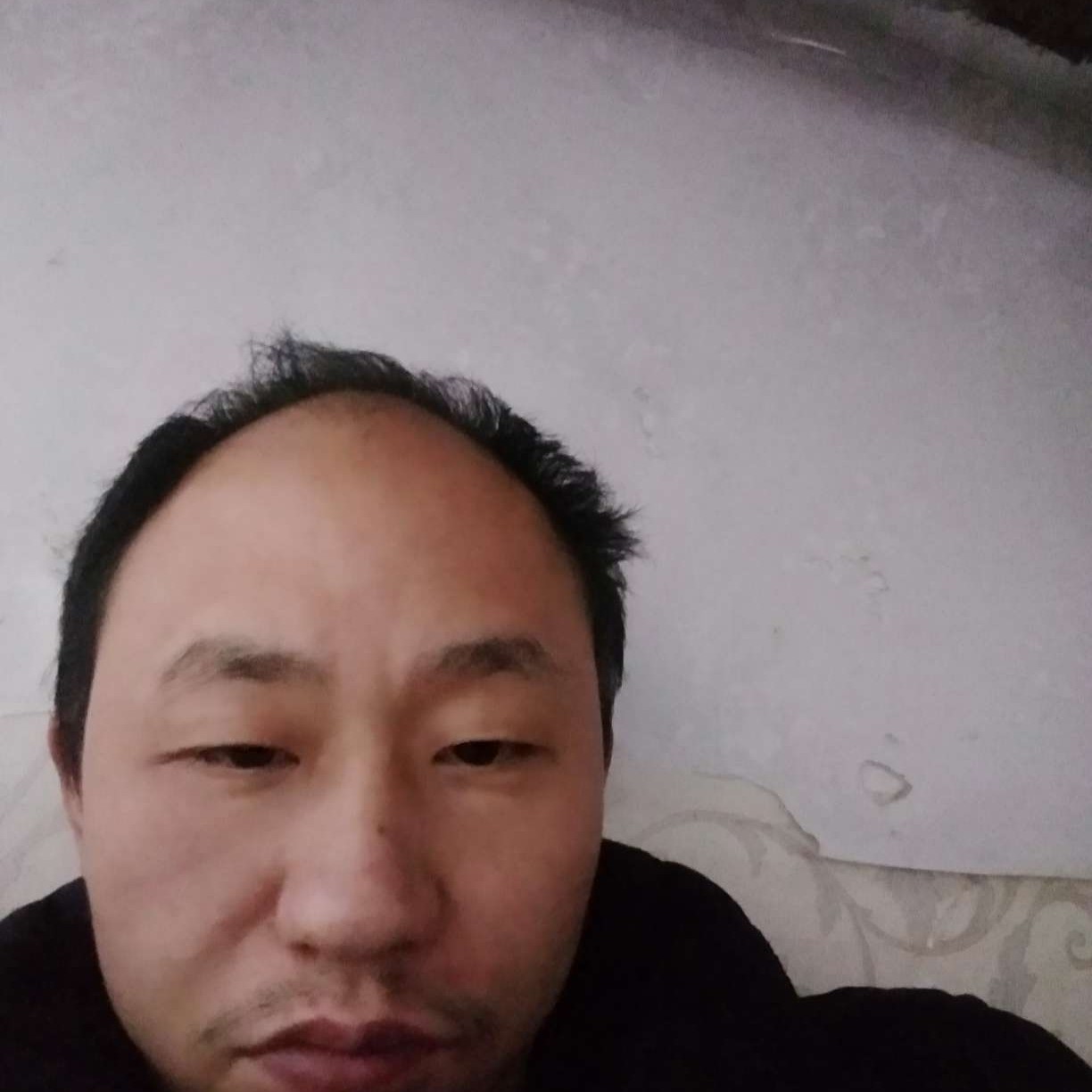 真淳向保温杯的照片