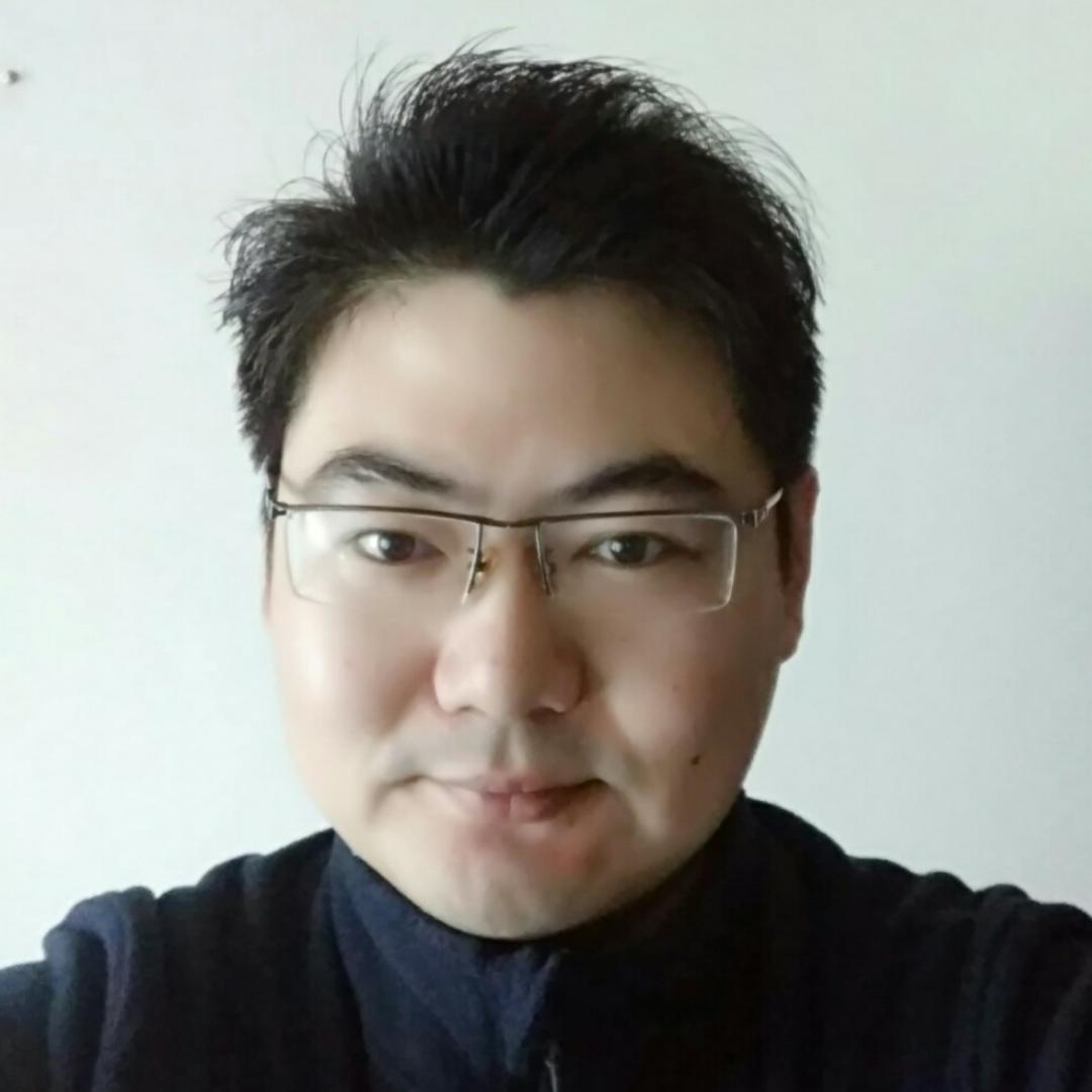 蔚蓝苍穹的照片
