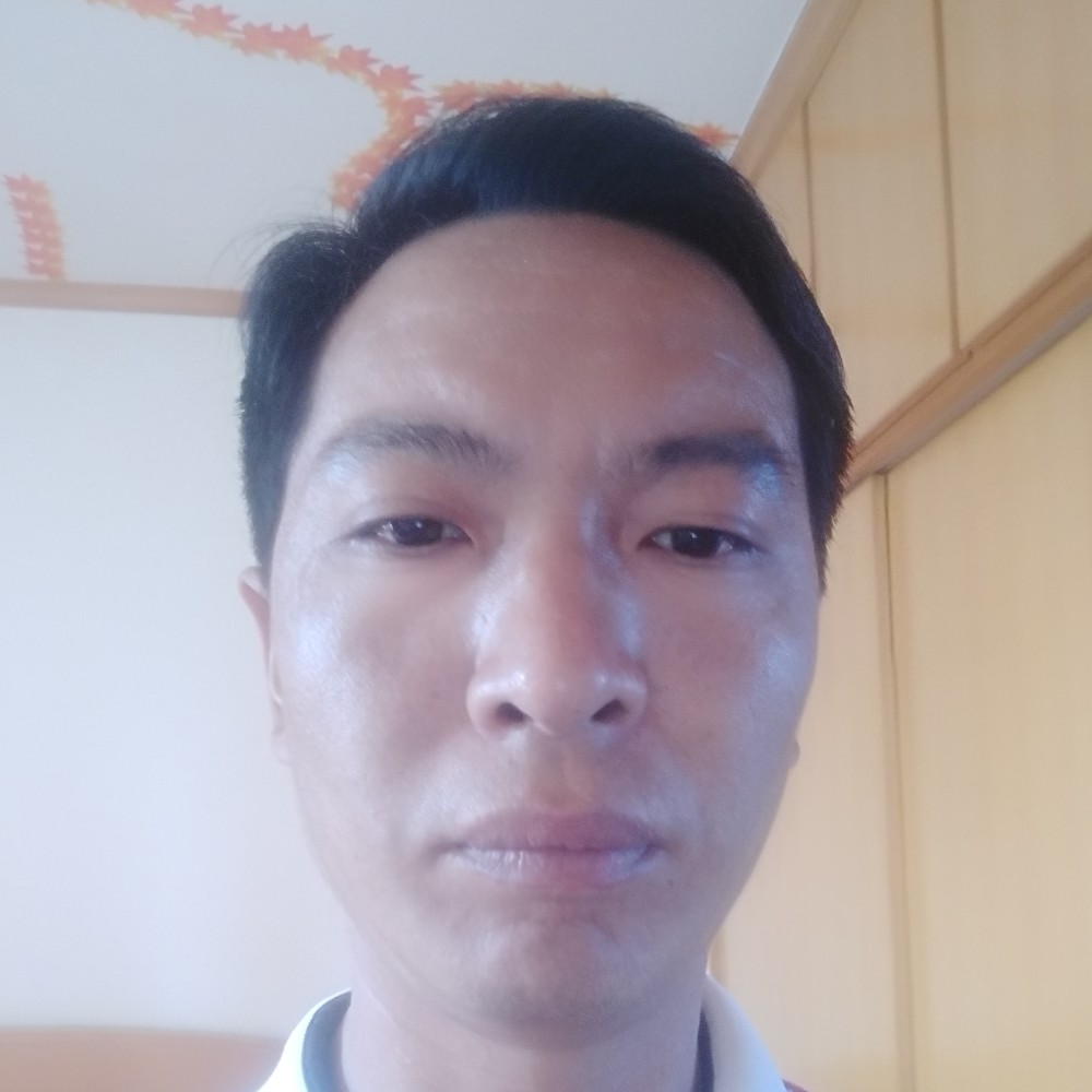 专注凝眸哈密瓜的照片