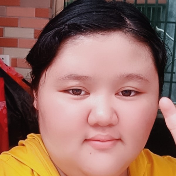 直率爱恋树叶的照片
