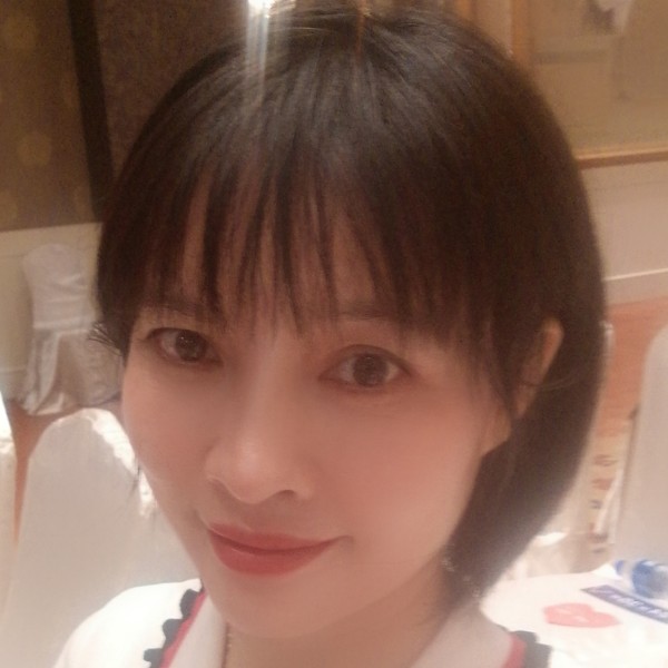 黄怡慧的照片