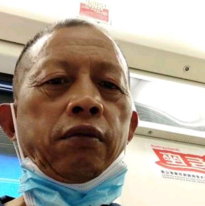 你好在哪里可联系的照片