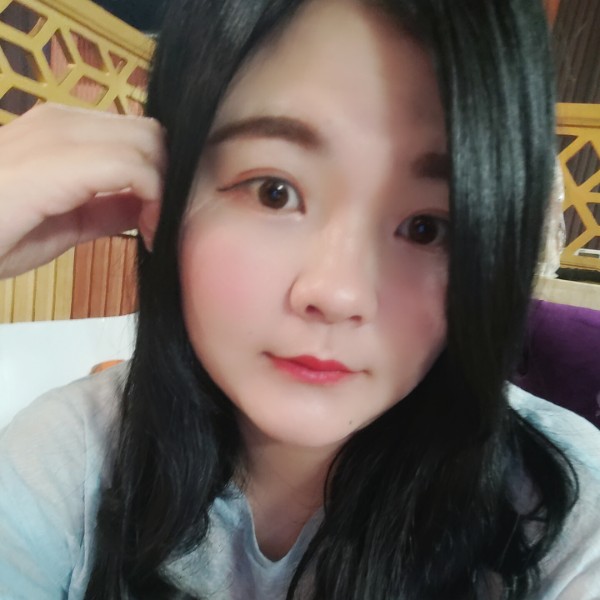 优雅爱恋钢铁侠的照片