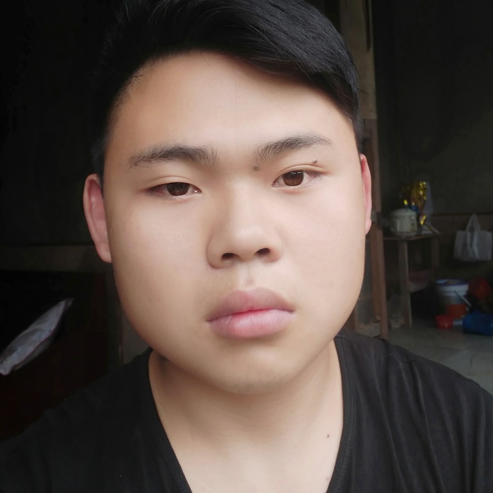 香烟的健壮的照片