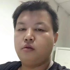 李   明的照片