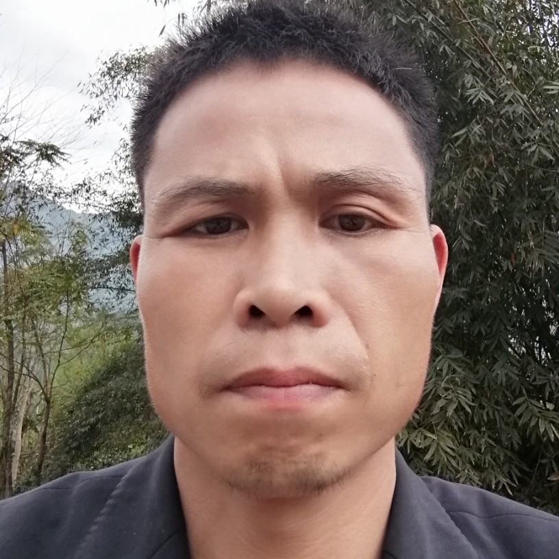 眼神相许长情的照片