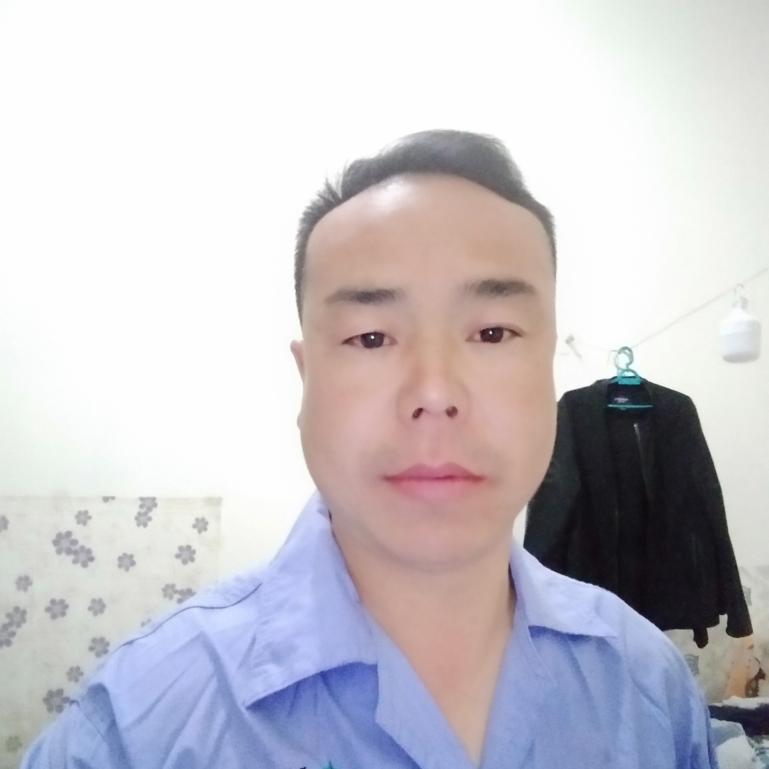 鼠标泪了想人陪的照片