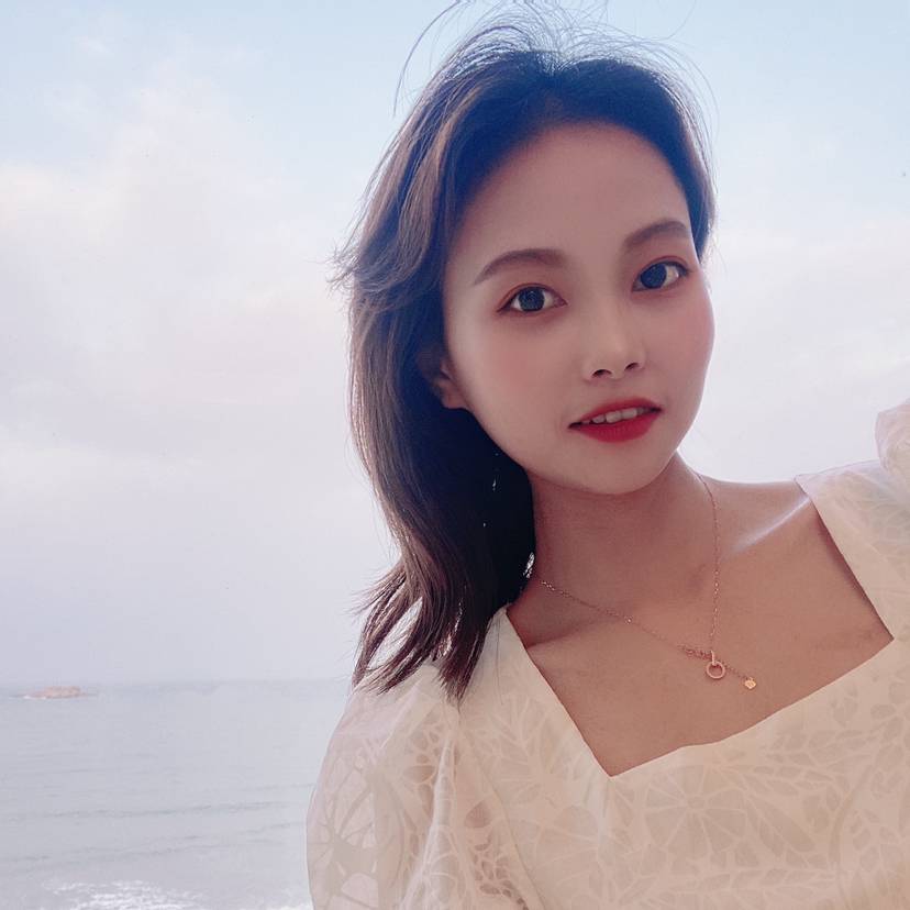 裙子与典雅的照片