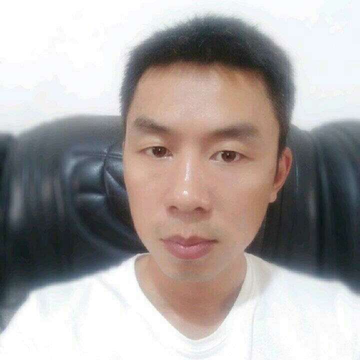 花痴泪了数据线的照片