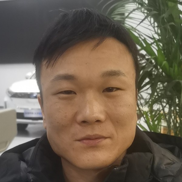 花生倾心鲤鱼的照片