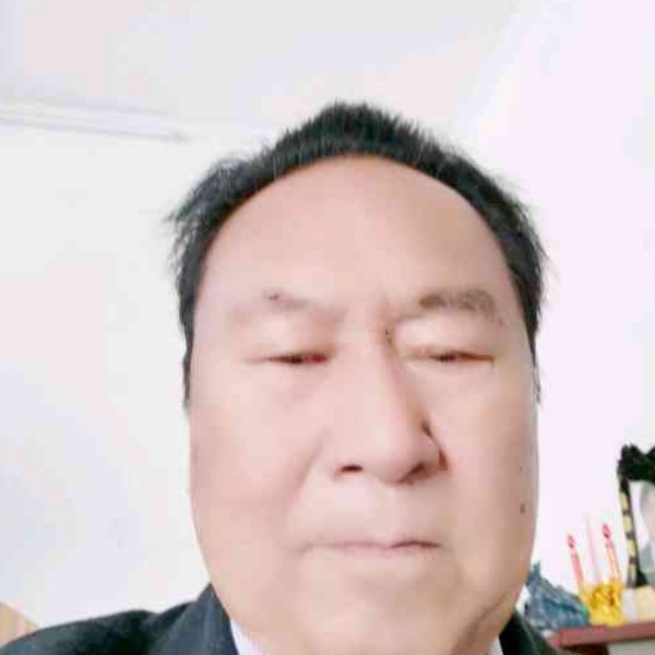 南鸢深情宰家富的照片