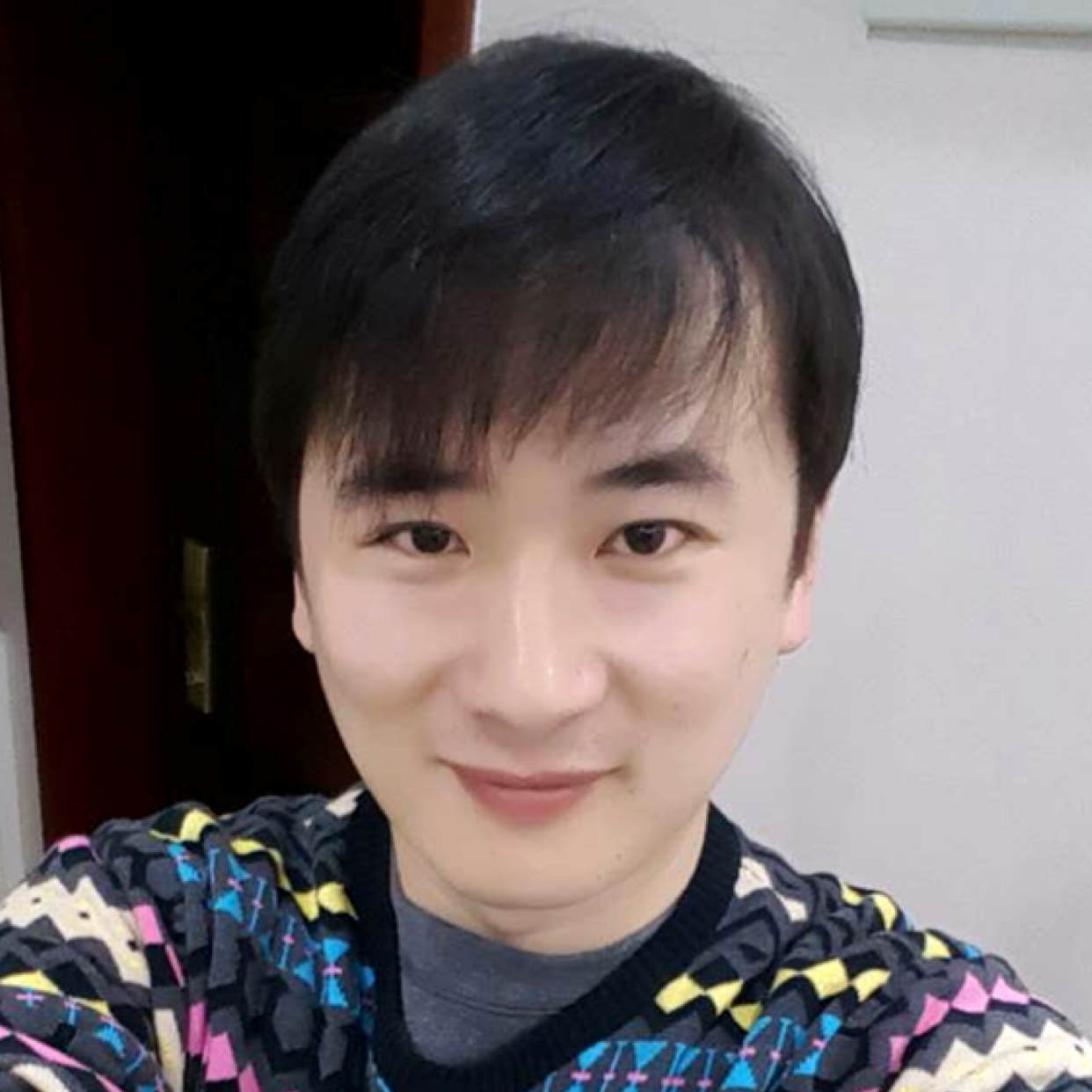 李郁白的照片