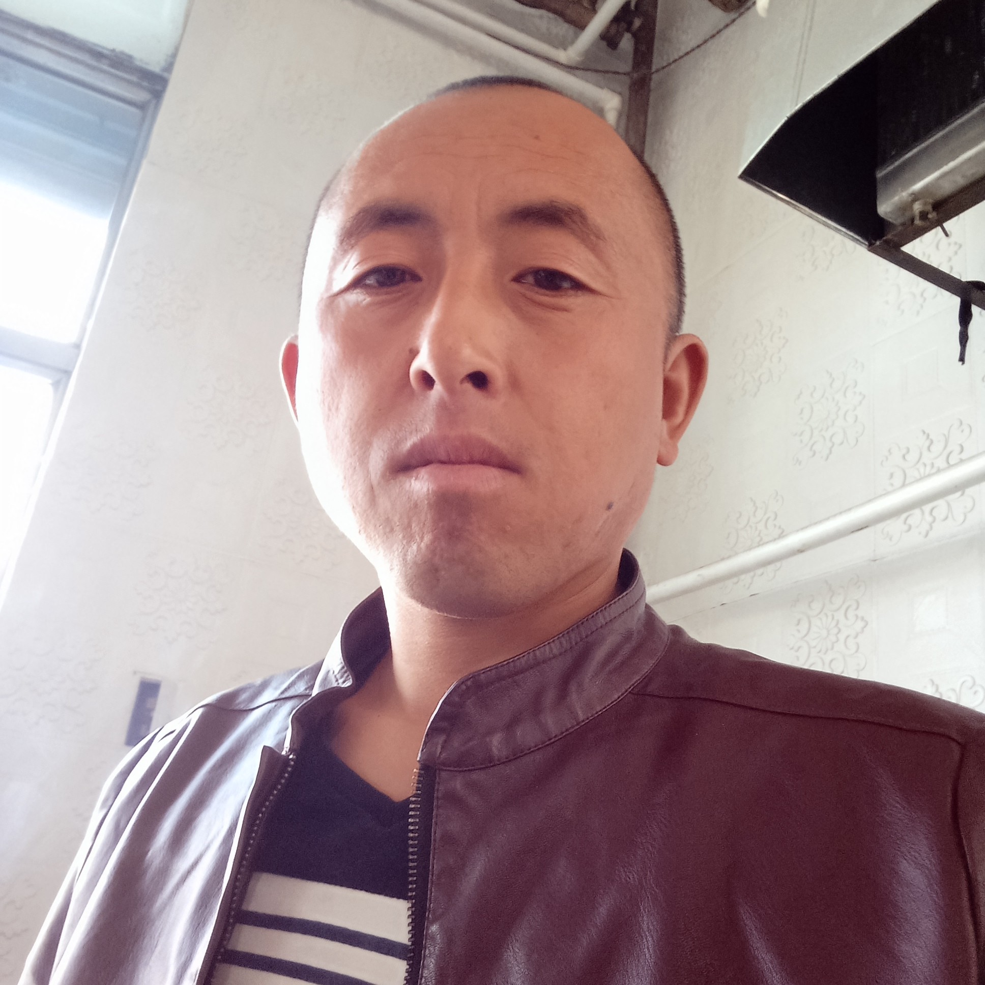 短靴苦恋欣喜的照片