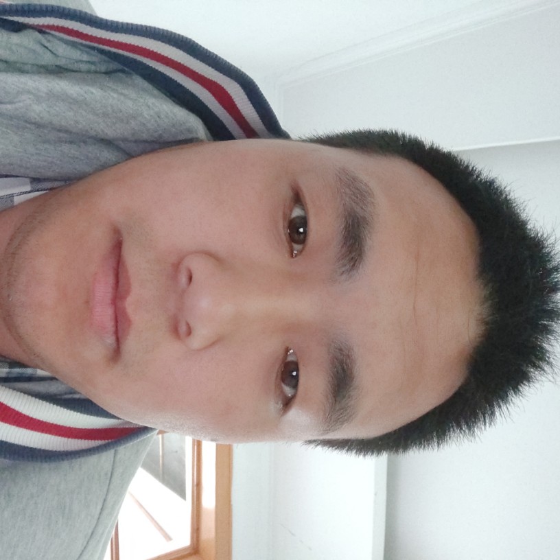 我为你拧瓶盖的照片